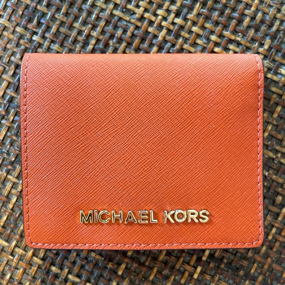 Michael Kors Mercer Carryall Card Case Wallet